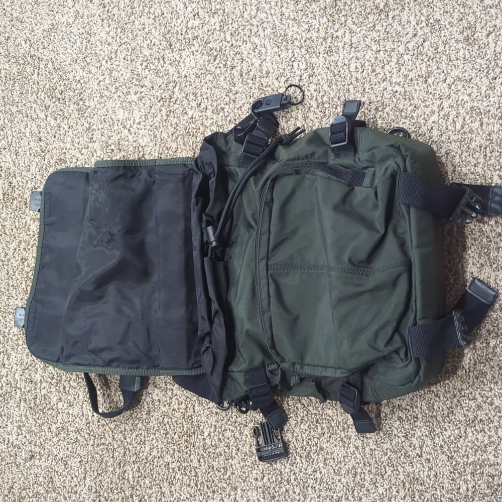 Kipling Hacker Convertible Backpack Messenger Bag… - image 4